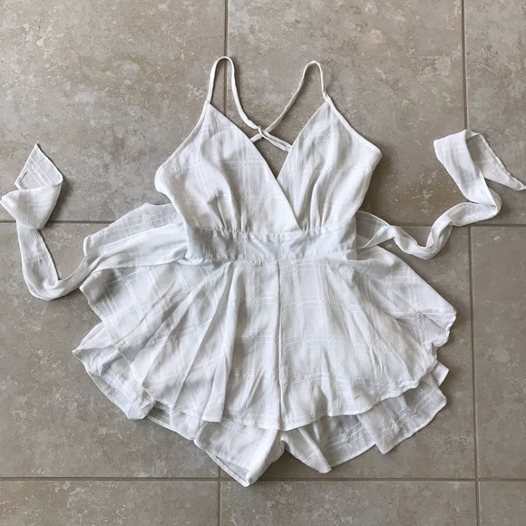 Fashion Nova Other - Fashion Nova White Romper Size Large